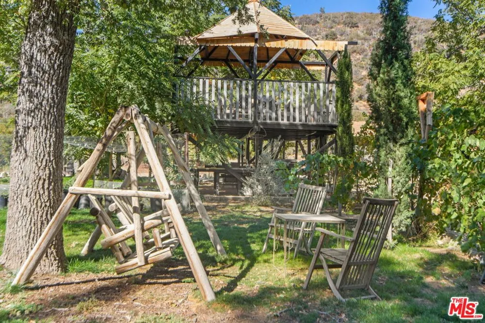 27235 Pine Canyon Road Lake Hughes, CA 93532