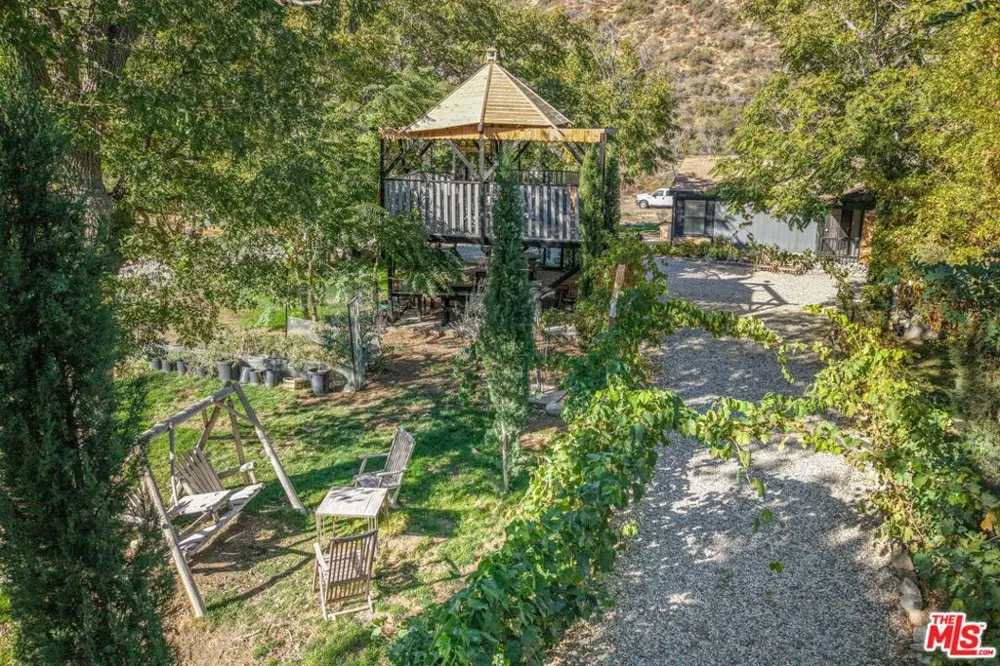 27235 Pine Canyon Road Lake Hughes, CA 93532