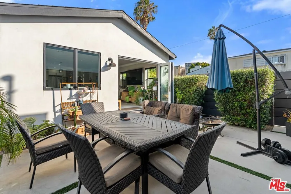 801 Howard Street Los Angeles, CA 90292