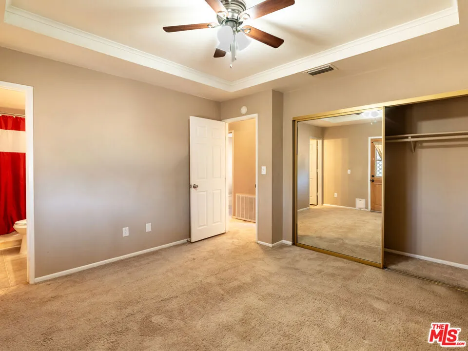 7204 Emerson Avenue Yucca Valley, CA 92284