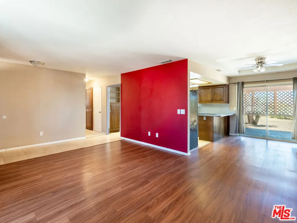 7204 Emerson Avenue Yucca Valley, CA 92284