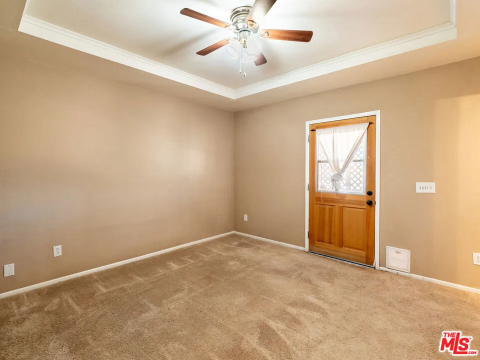 7204 Emerson Avenue Yucca Valley, CA 92284