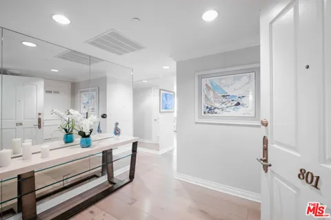850 E OCEAN BOULEVARD #801