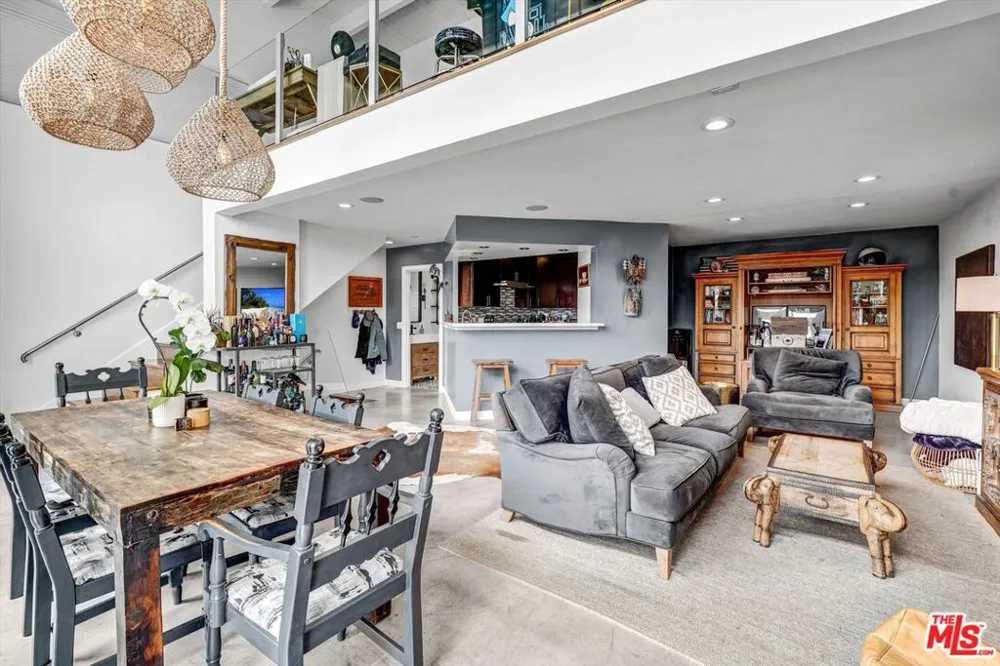 4105 Pacific Avenue #1 Marina del Rey, CA 90292