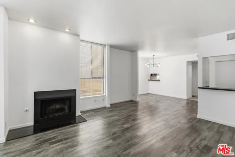 500 S BARRINGTON AVENUE #2