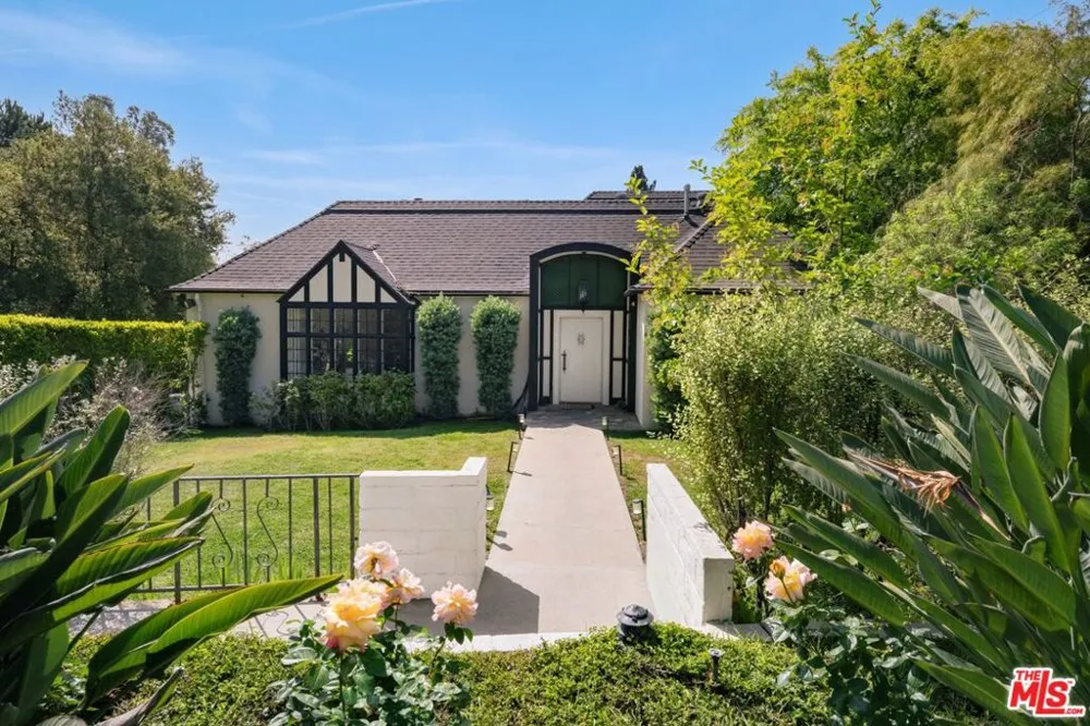 690 Westgate Street Pasadena, CA 91103