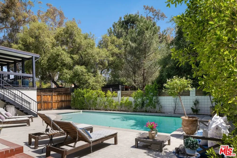 690 Westgate Street Pasadena, CA 91103