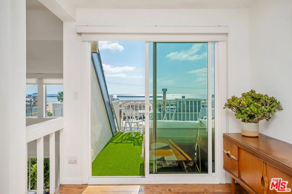 24 Westwind Street #C Marina del Rey, CA 90292