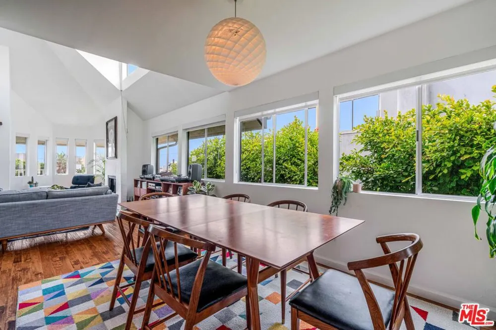 24 Westwind Street #C Marina del Rey, CA 90292