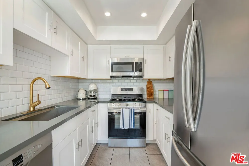24 Westwind Street #C Marina del Rey, CA 90292