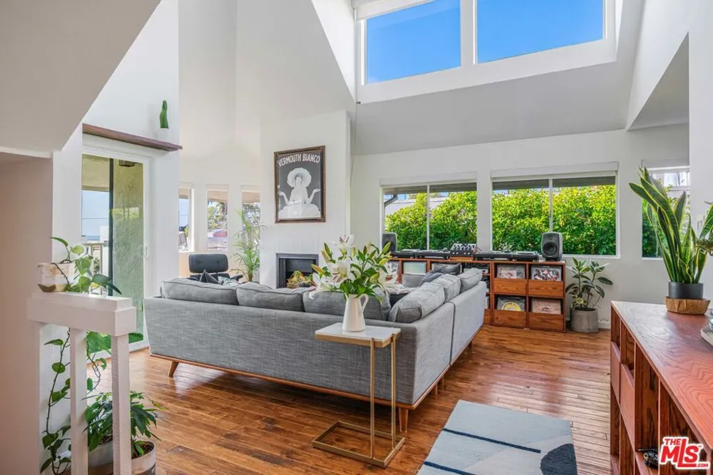 24 Westwind Street #C Marina del Rey, CA 90292