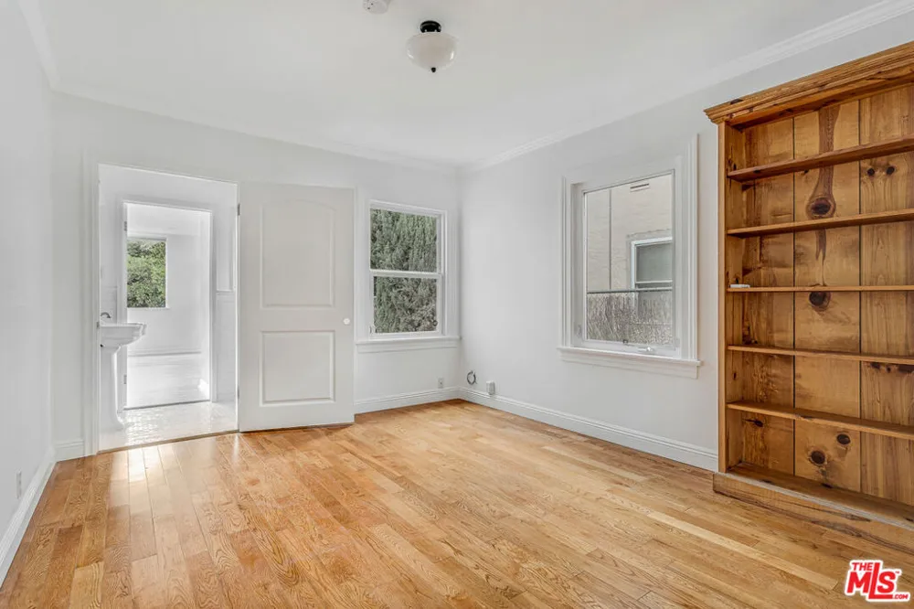 409 Kilkea Drive Los Angeles, CA 90048