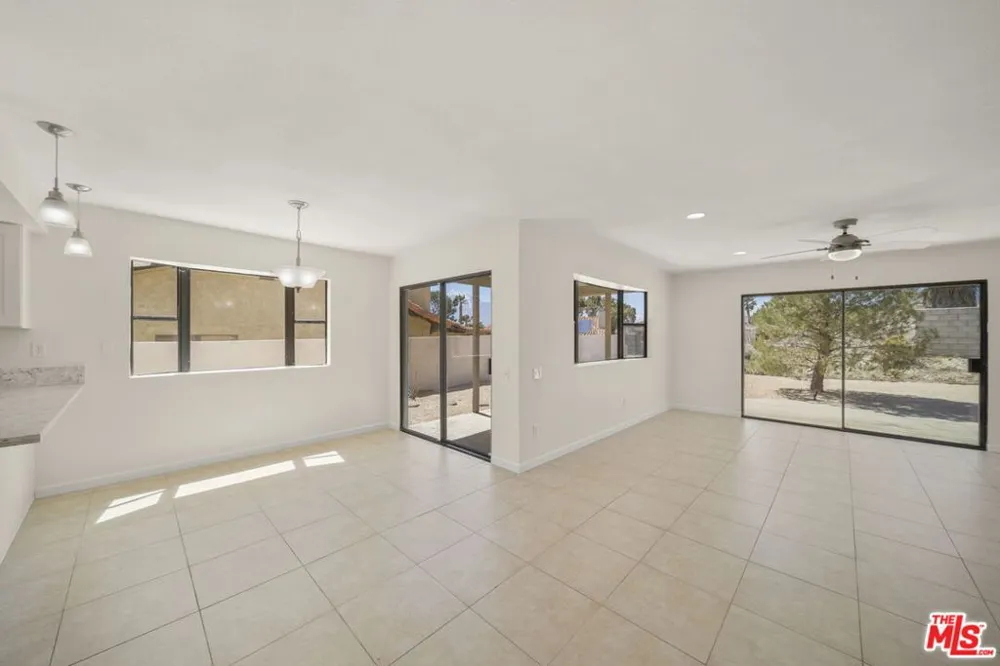 9861 Hoylake Road Desert Hot Springs, CA 92240