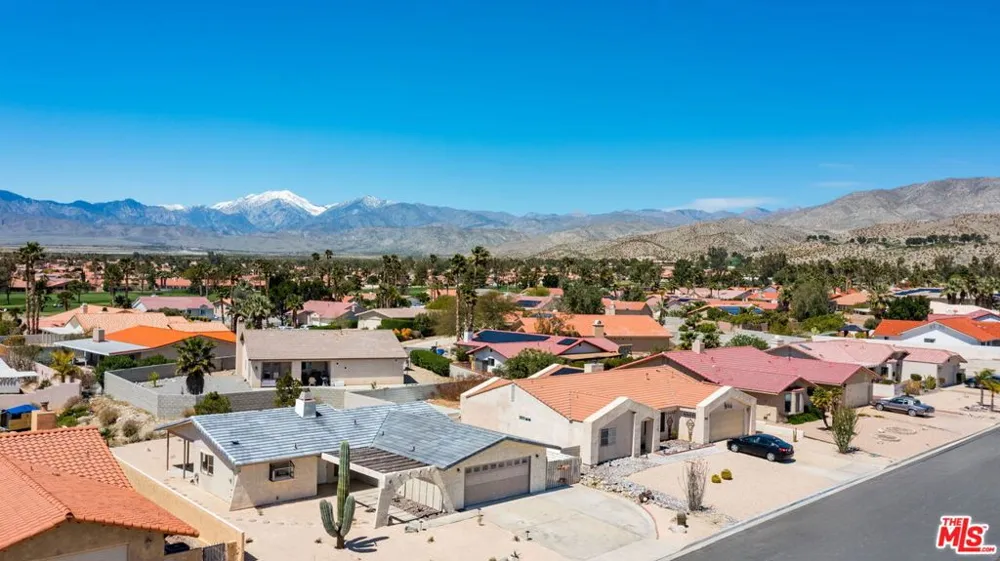 9861 Hoylake Road Desert Hot Springs, CA 92240