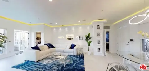 851 San Vicente Boulevard #309