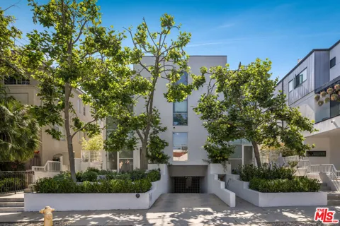 823 Martel Avenue #2