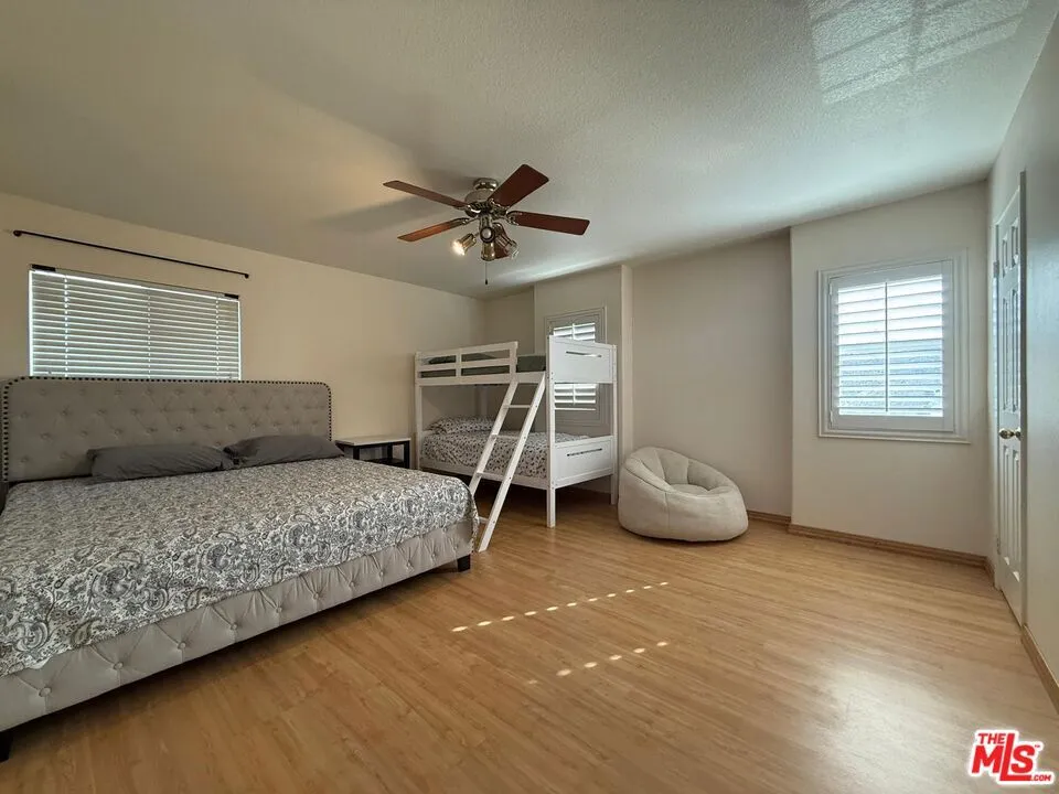 719 W Avenue Q10 Palmdale, CA 93551