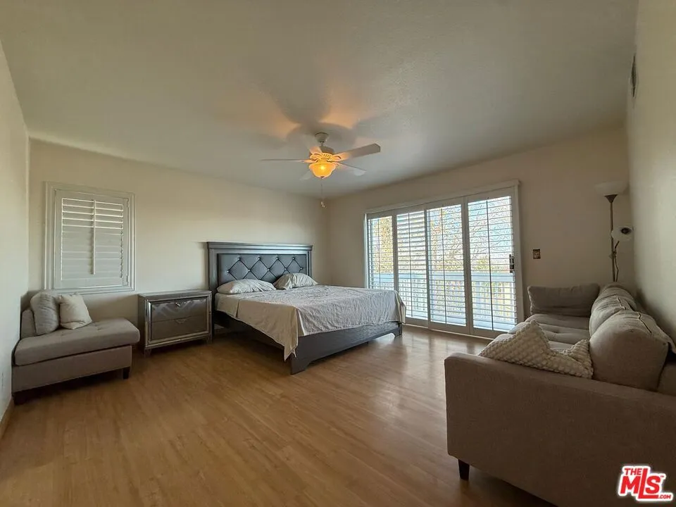 719 W Avenue Q10 Palmdale, CA 93551