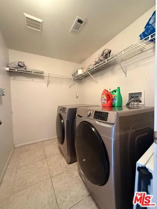 719 W Avenue Q10 Palmdale, CA 93551