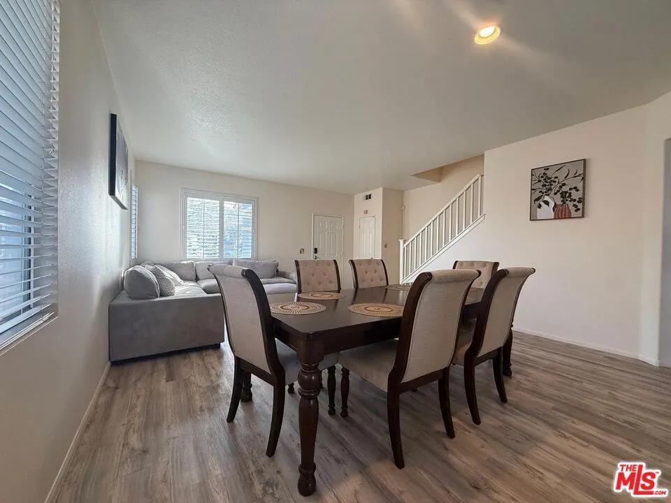 719 W Avenue Q10 Palmdale, CA 93551