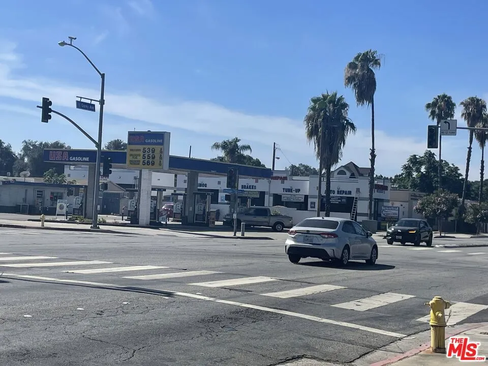 1447 S Garey Ave Pomona, CA 91766
