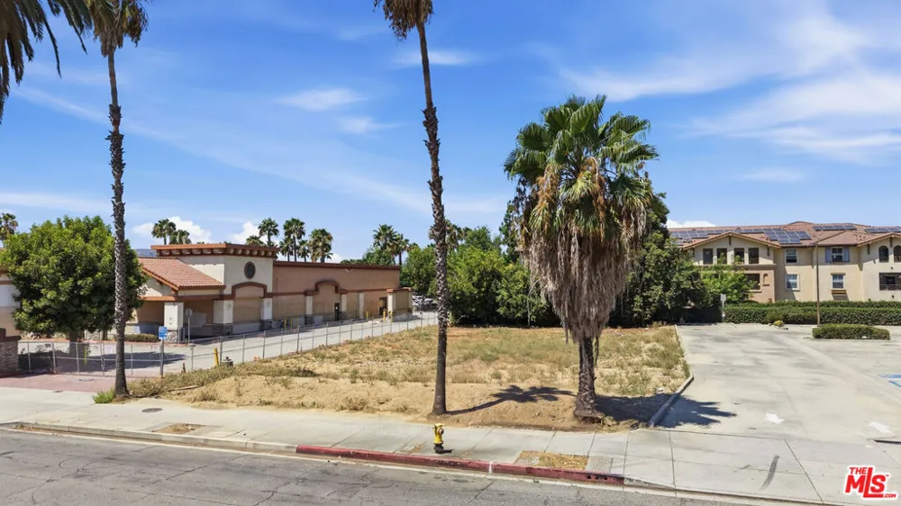 1447 S Garey Ave Pomona, CA 91766