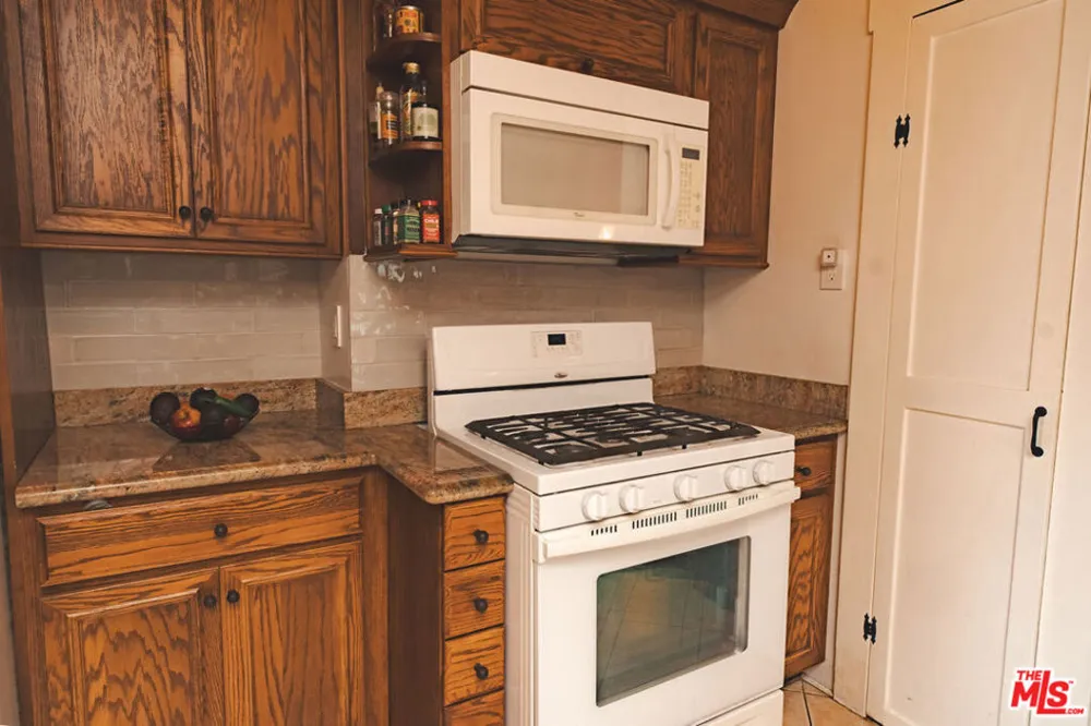 4224 E 11th Street Long Beach, CA 90804