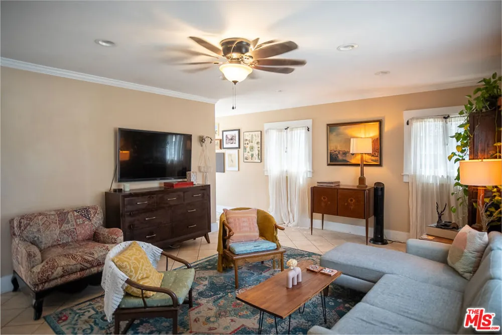 4224 E 11th Street Long Beach, CA 90804