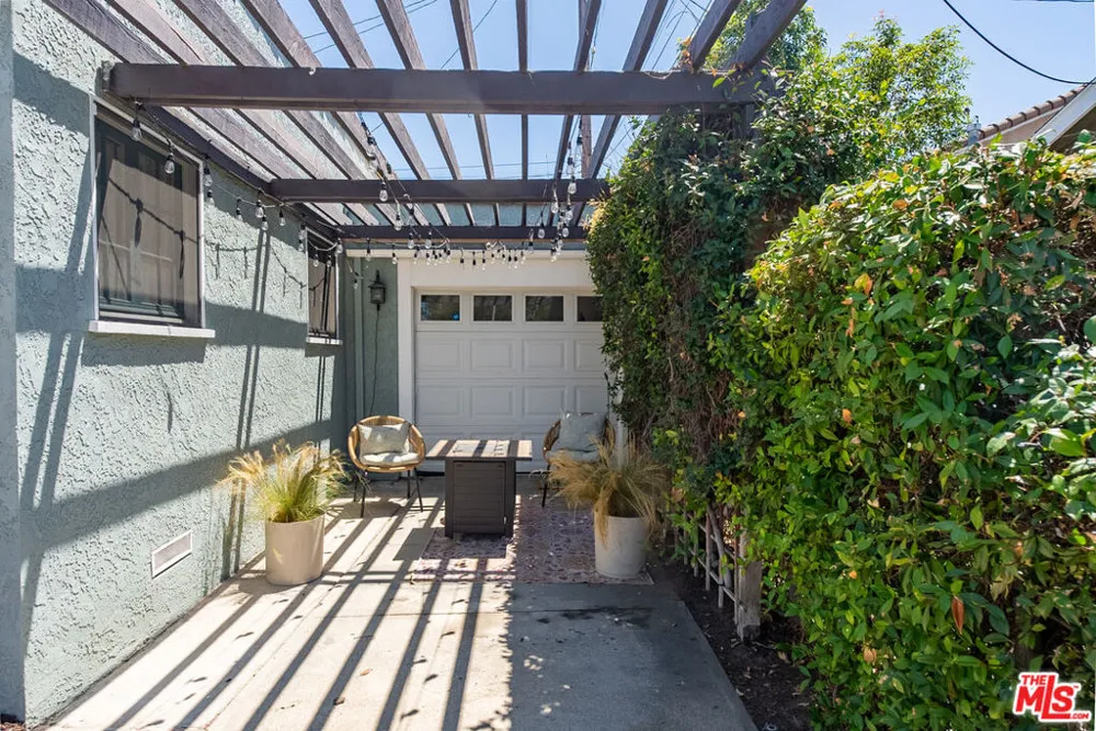 4224 E 11th Street Long Beach, CA 90804