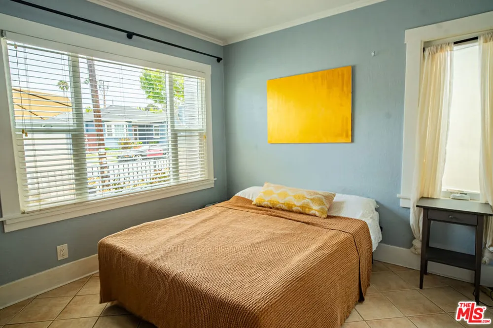 4224 E 11th Street Long Beach, CA 90804