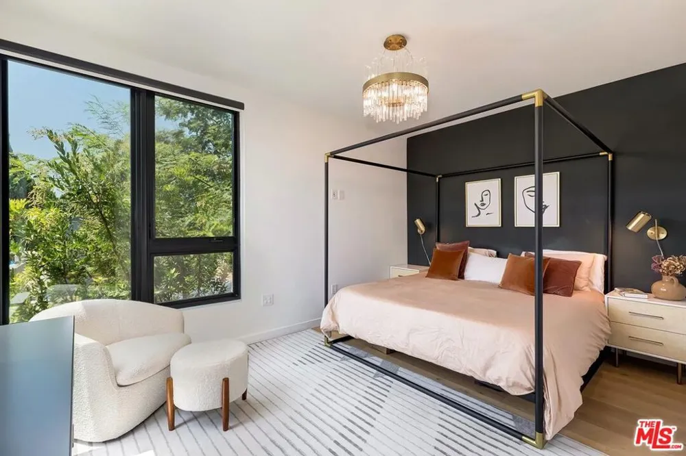 4180 Duquesne Avenue #1 Culver City, CA 90232