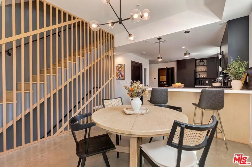 4180 Duquesne Avenue #1 Culver City, CA 90232
