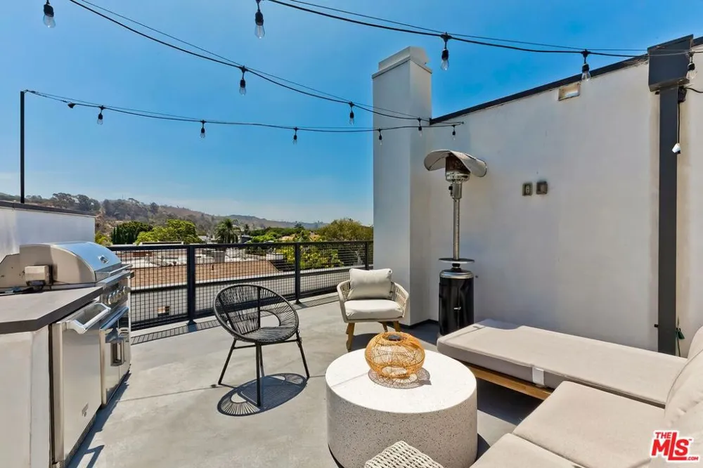 4180 Duquesne Avenue #1 Culver City, CA 90232