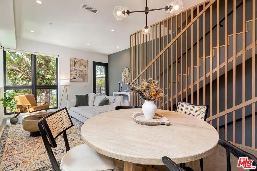 4180 Duquesne Avenue #1 Culver City, CA 90232