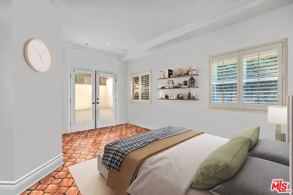 934 Hilldale Avenue West Hollywood, CA 90069