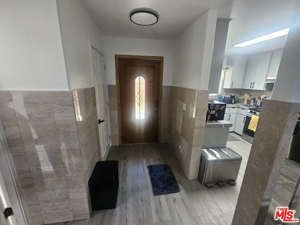 4922 W 104th Street Inglewood, CA 90304