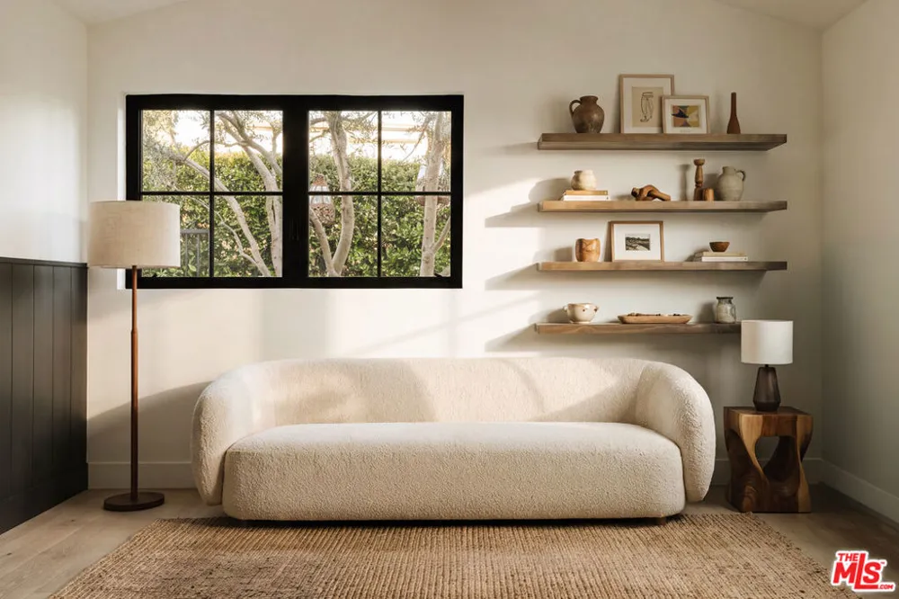 221 Tranquillo Road Los Angeles, CA 90272
