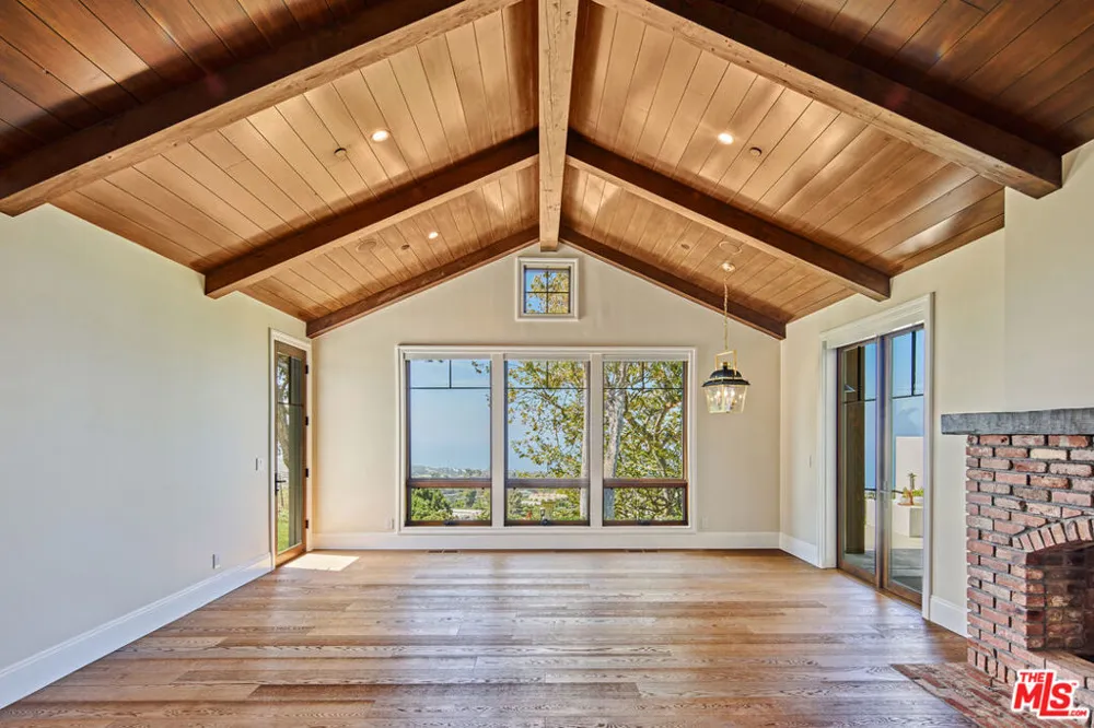 5561 Horizon Drive Malibu, CA 90265