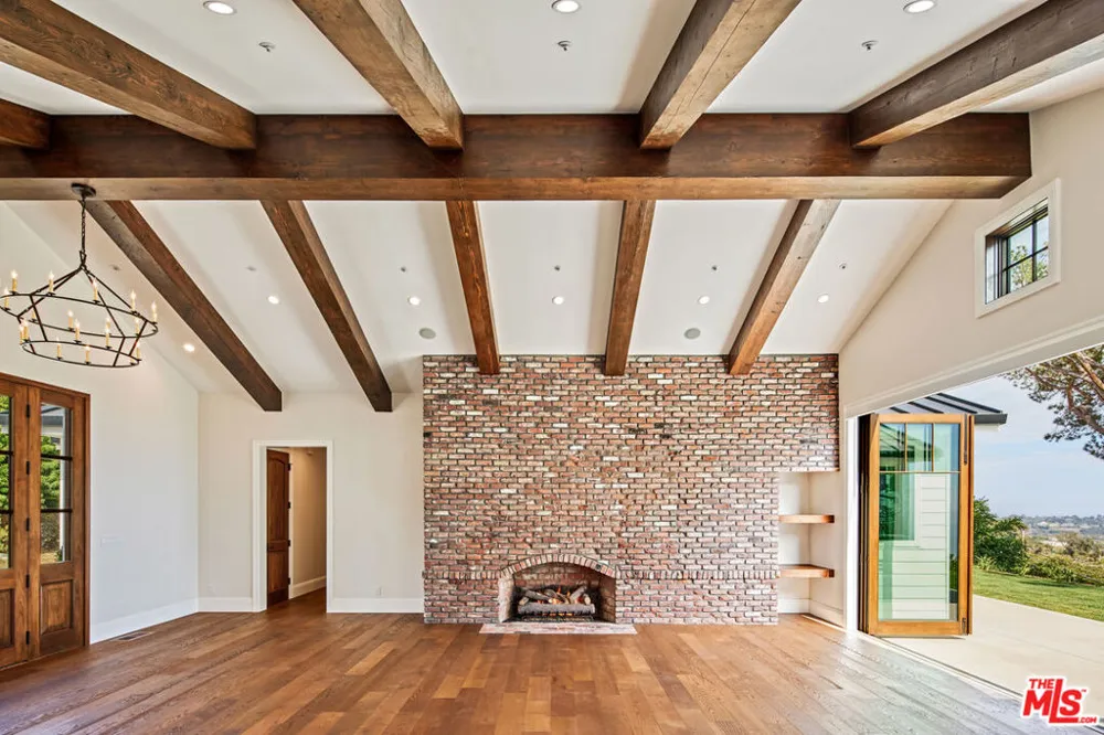 5561 Horizon Drive Malibu, CA 90265