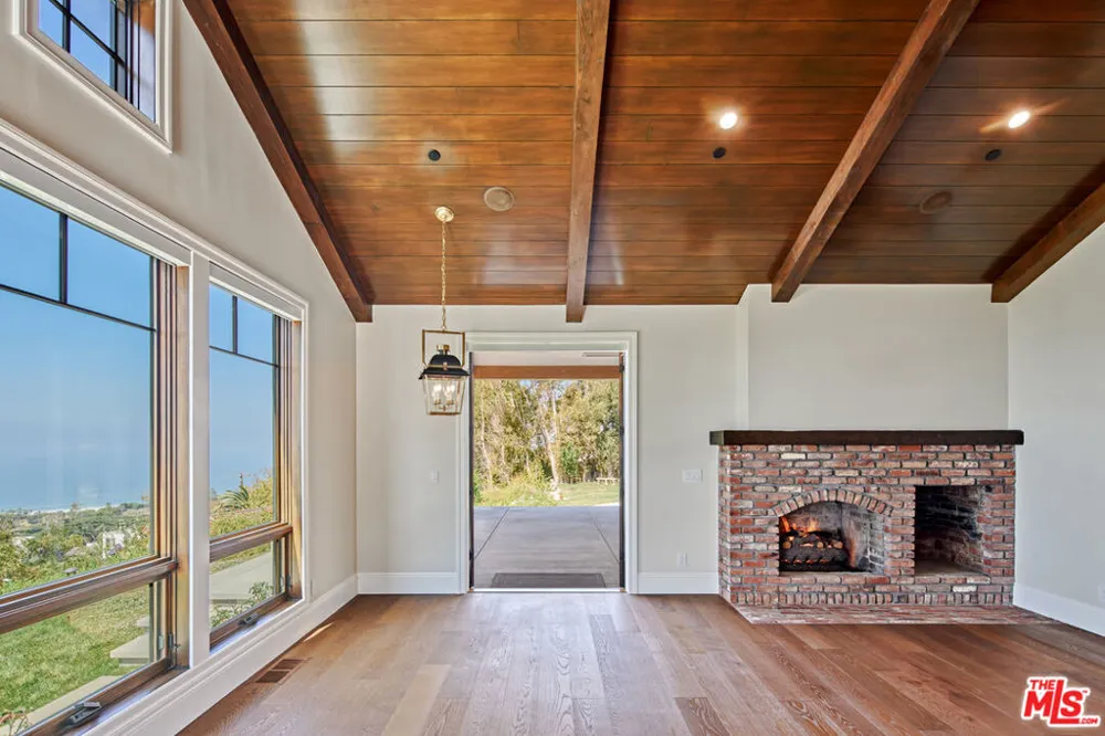 5561 Horizon Drive Malibu, CA 90265