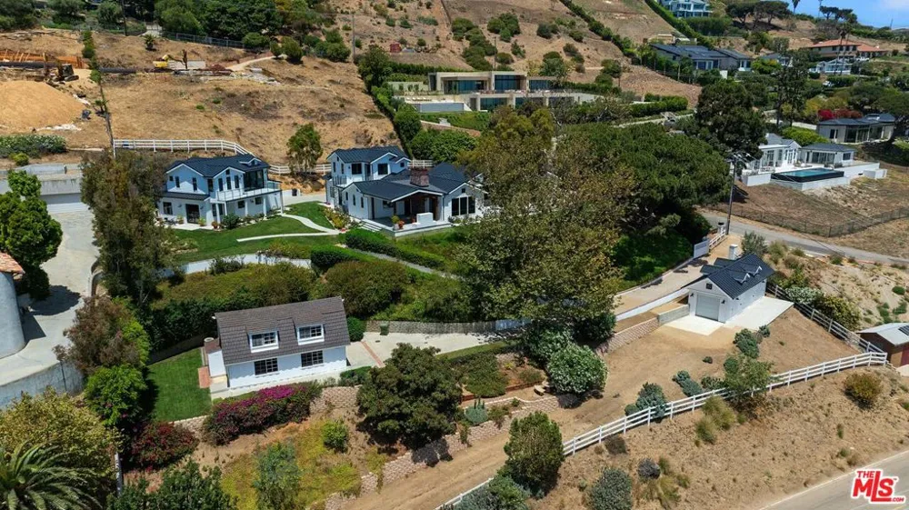 5561 Horizon Drive Malibu, CA 90265