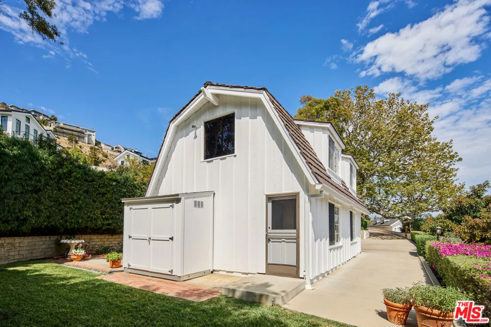 5561 Horizon Drive Malibu, CA 90265