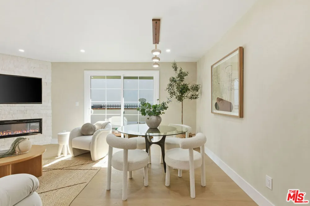 4738 La Villa Marina #A Marina del Rey, CA 90292