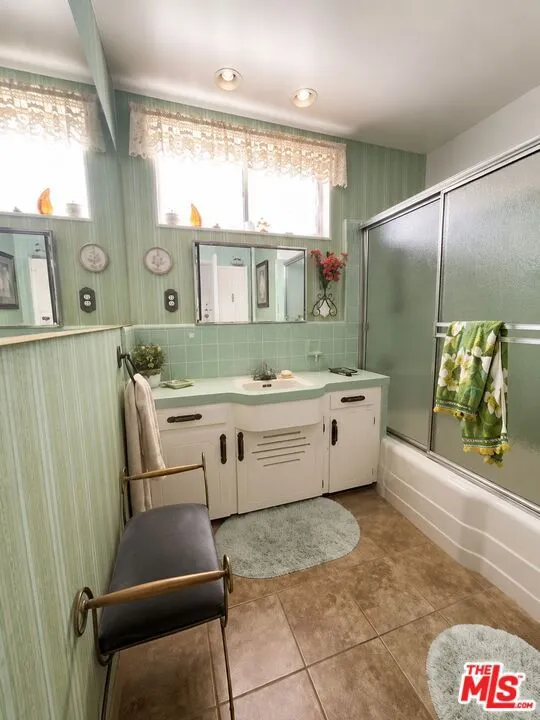 4193 Jackson Avenue Culver City, CA 90232