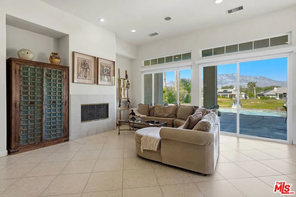 39 Via Bella Rancho Mirage, CA 92270