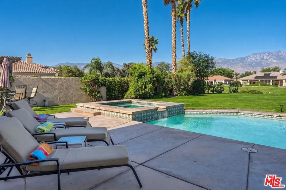 39 Via Bella Rancho Mirage, CA 92270