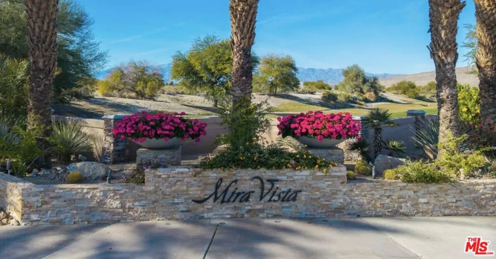 39 Via Bella Rancho Mirage, CA 92270