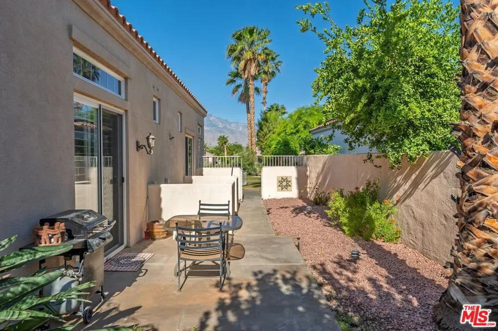 39 Via Bella Rancho Mirage, CA 92270