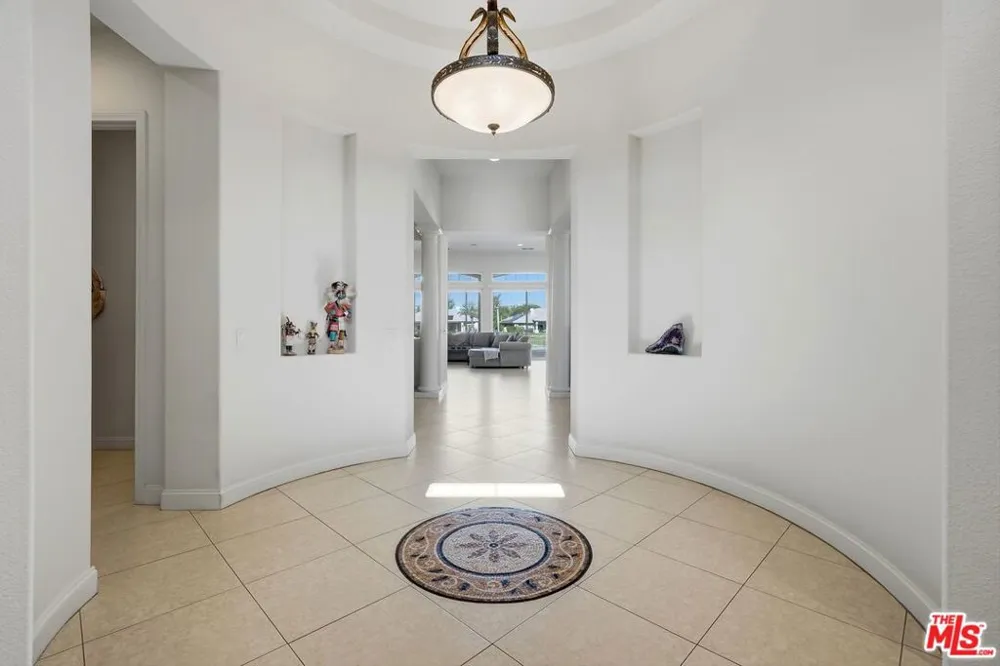 39 Via Bella Rancho Mirage, CA 92270