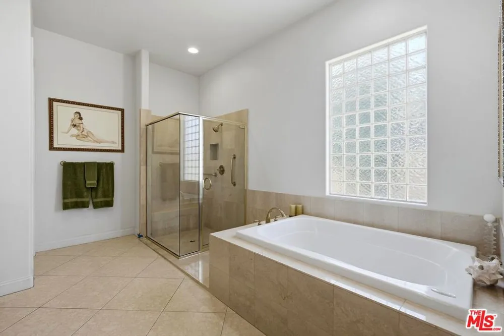 39 Via Bella Rancho Mirage, CA 92270
